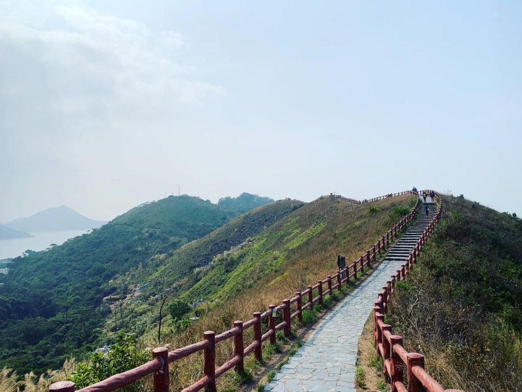 行山安全需知】行山遠足裝備及注意事項- Playas.hk 一站式玩樂平台